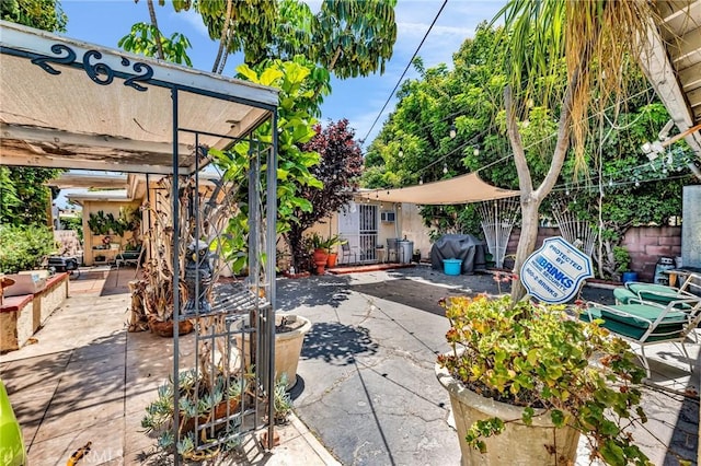 2660 Newell St, County Los Angeles, CA 90039 - view of patio with grilling area