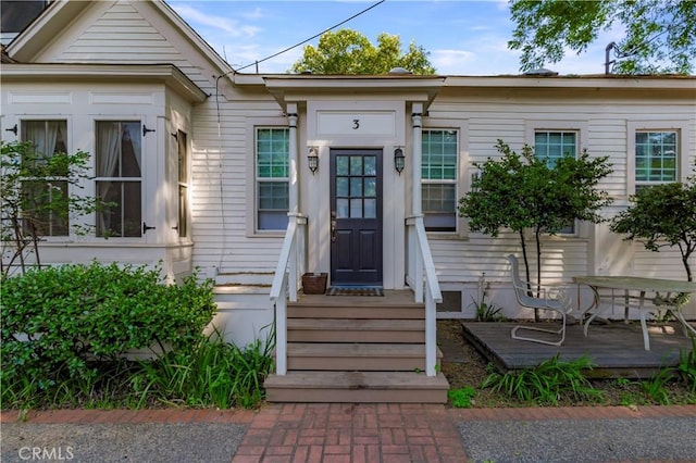 604 Salem St, Chico, CA 95928 - property entrance featuring a wooden deck