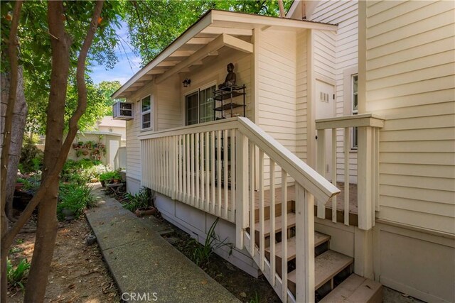 604 Salem St, Chico, CA 95928 - doorway to property with a deck