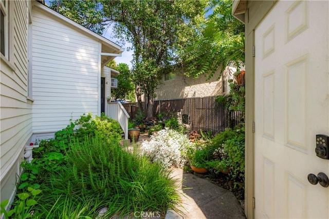 604 Salem St, Chico, CA 95928 - view of yard