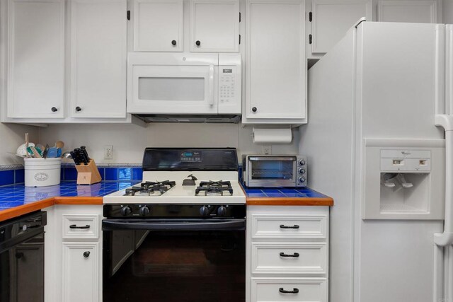 468 Las Brisas Dr, Escondido, CA 92027 - kitchen featuring white appliances, white cabinetry, and light countertops
