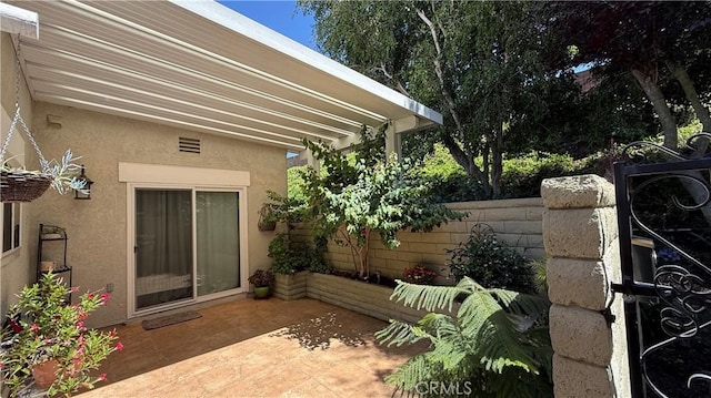3001 Via Buena Vis Unit C, Laguna Woods, CA 92637 - view of patio / terrace