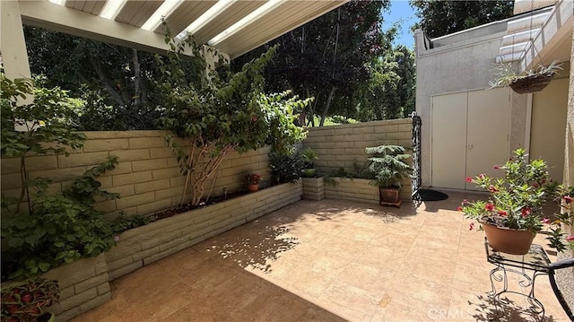 3001 Via Buena Vis Unit C, Laguna Woods, CA 92637 - view of patio