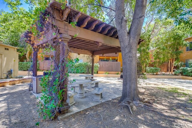 18350 Hatteras St Unit 263, Tarzana, CA 91356 - view of patio