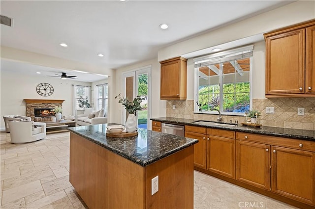 25604 Mesquite Ct, Valencia, CA 91381 - photo 19