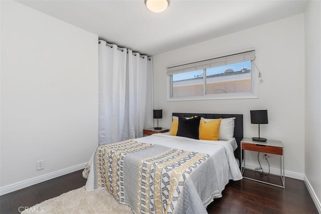5337 Canehill Ave, Lakewood, CA 90713 - bedroom featuring wood-type flooring