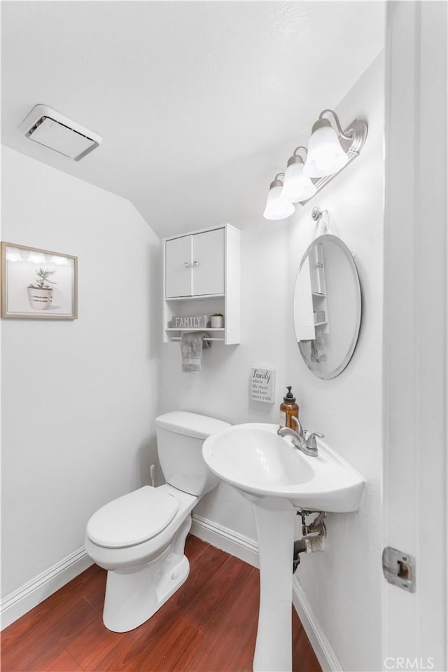 28305 Paseo El Siena Unit 10, Laguna Niguel, CA 92677 - bathroom featuring wood finished floors and lofted ceiling