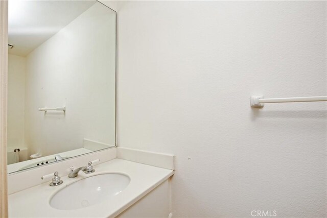 6 Garzoni Aisle, Irvine, CA 92606 - bathroom featuring vanity