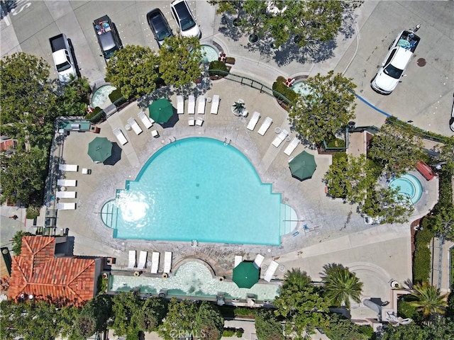 6 Garzoni Aisle, Irvine, CA 92606 - aerial view of property and surrounding area with a pool area