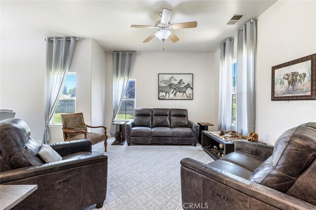 6 N Post Ave, Sanger, CA 93657 - living area with healthy amount of natural light and a ceiling fan