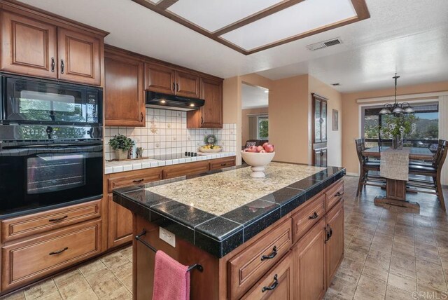 1601 Donalor Dr, Escondido, CA 92027 - photo 15