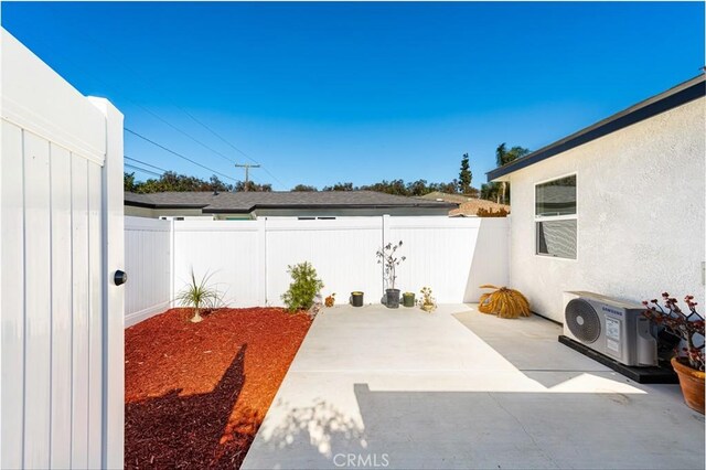 4851 Faculty Ave, Long Beach, CA 90808 - view of patio