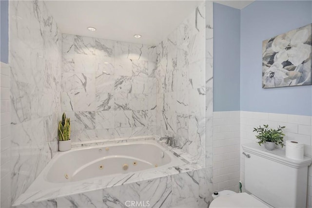 24002 Plover Ln, Laguna Niguel, CA 92677 - bathroom featuring tile walls, a whirlpool tub, and recessed lighting