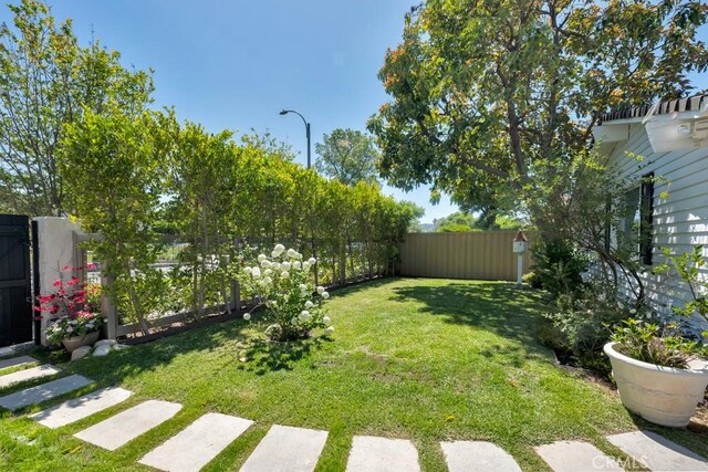 23451 Friar St, Woodland Hills, CA 91367 - view of fenced backyard