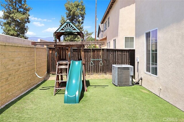 1711 Lordsburg Ct, La Verne, CA 91750 - view of play area featuring a fenced backyard