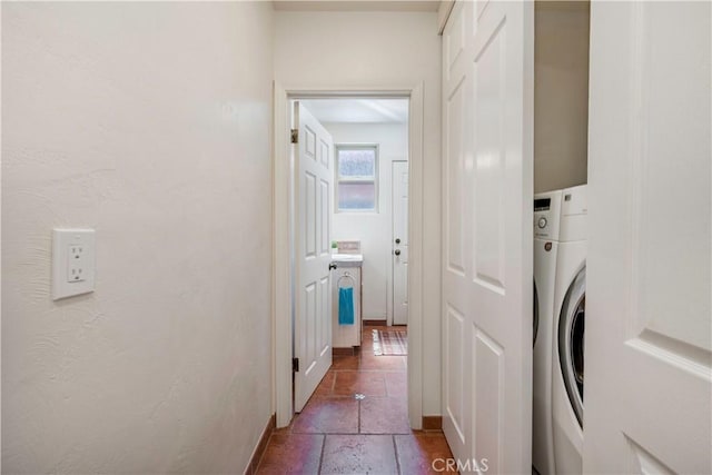 1335 Crestview Ave, Seal Beach, CA 90740 - washroom with washer / dryer