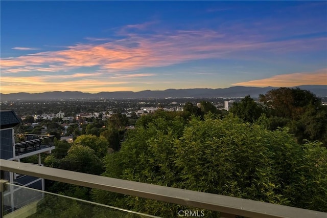 15125 Rayneta Dr, Sherman Oaks, CA 91403 - mountain view