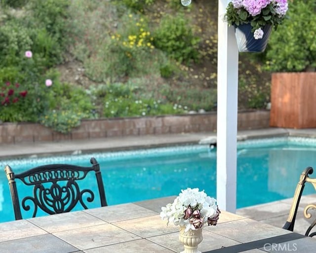 26261 Veva Way, Calabasas, CA 91302 - view of outdoor pool