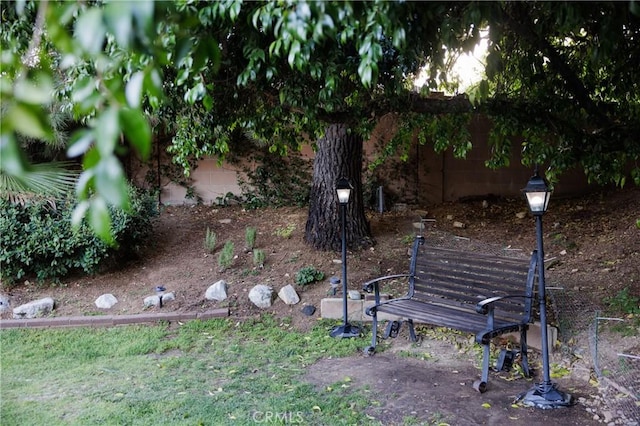 26261 Veva Way, Calabasas, CA 91302 - view of yard