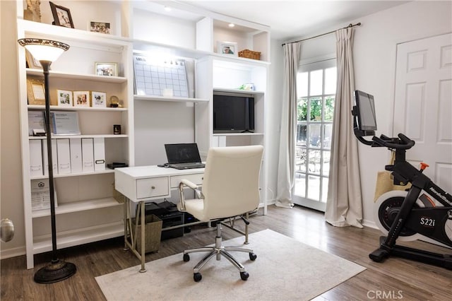 26261 Veva Way, Calabasas, CA 91302 - office space with wood finished floors and baseboards