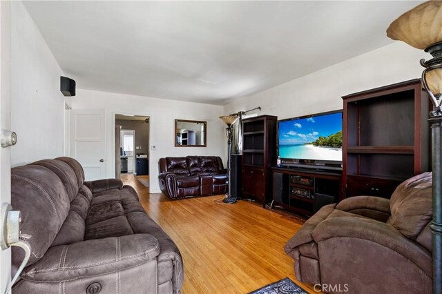 1900 Vanderbilt Ln, Redondo Beach, CA 90278 - living area featuring wood finished floors