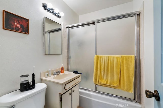 1900 Vanderbilt Ln, Redondo Beach, CA 90278 - full bath with vanity and enclosed tub / shower combo