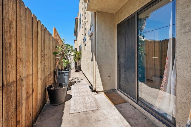 4525 Mississippi St Unit 2, San Diego, CA 92116 - view of patio