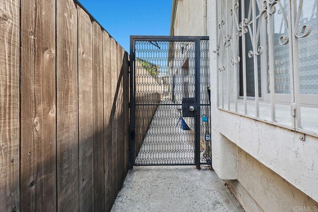 4525 Mississippi St Unit 2, San Diego, CA 92116 - view of gate