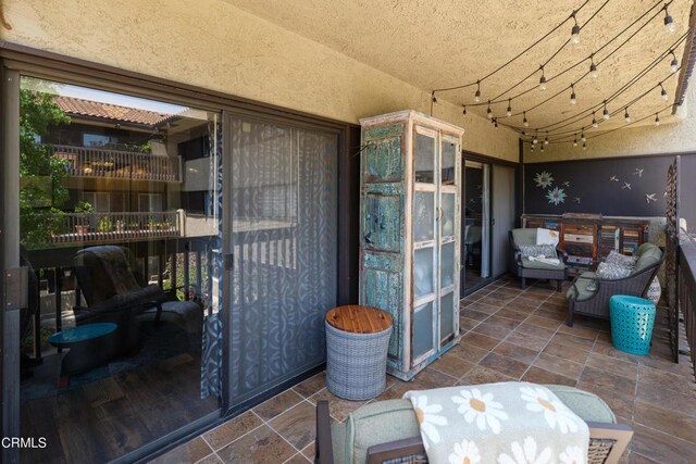 111 S Orange Grove Blvd Unit 203, Pasadena, CA 91105 - view of patio