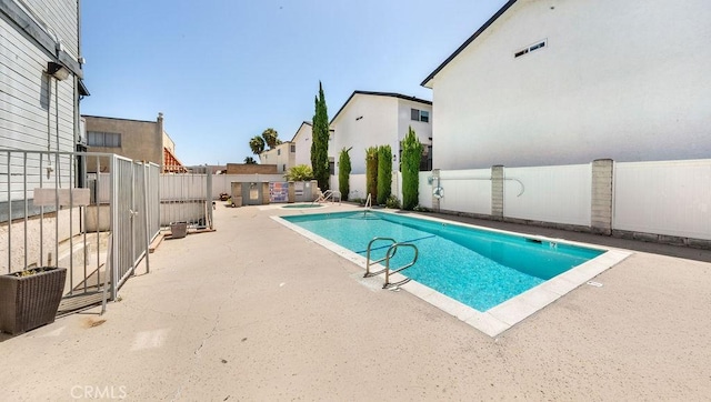 14927 Condon Ave Unit 7, Lawndale, CA 90260 - community pool featuring a patio area