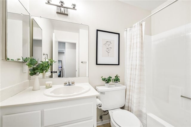 8761 Sandhill Dr, Riverside, CA 92508 - bathroom featuring vanity and shower / tub combo