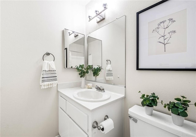 8761 Sandhill Dr, Riverside, CA 92508 - bathroom with toilet and vanity