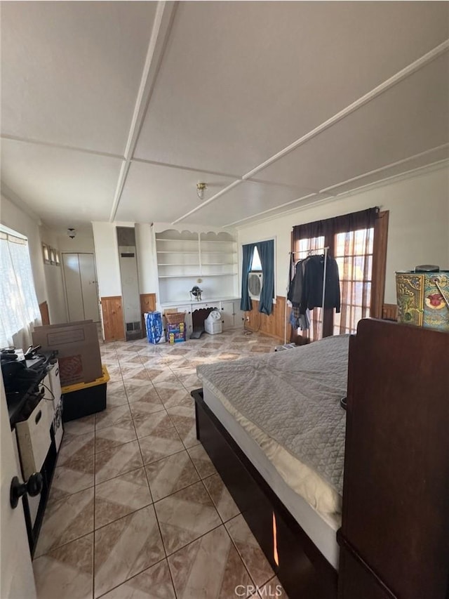 9167 Citrus Ave, Fontana, CA 92335 - bedroom featuring multiple windows