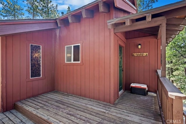 33211 Juniper Ln, Green Valley Lake, CA 92341 - view of wooden terrace
