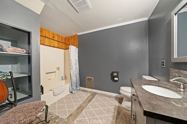 33211 Juniper Ln, Green Valley Lake, CA 92341 - full bathroom featuring vanity, ornamental molding, and shower / bath combo with shower curtain