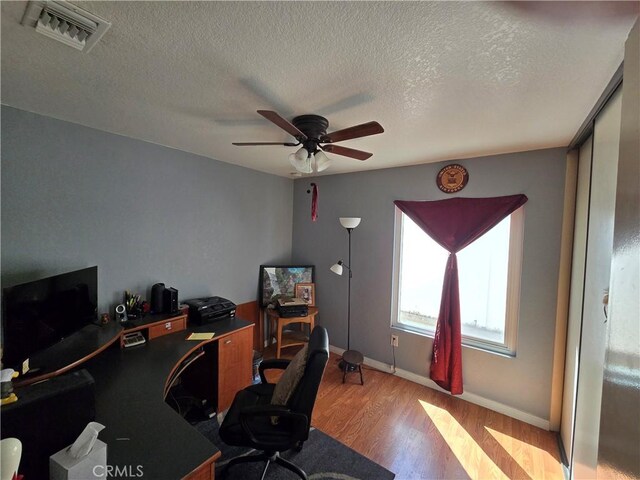 23614 Tonada Ln, Moreno Valley, CA 92557 - photo 17