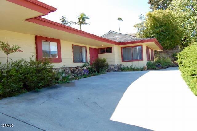 691 Via Ondulando, Ventura, CA 93003 - view of front of property