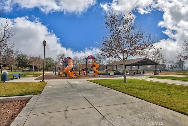27974 Garda Ct, Menifee, CA 92585 - community playground with a gazebo and a yard