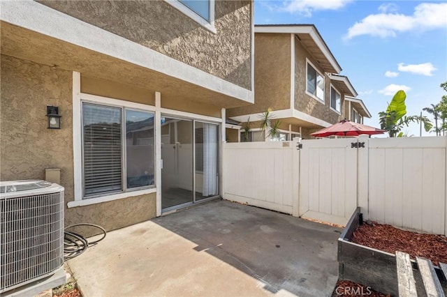 2321 S Magnolia Ave Unit 6E, Ontario, CA 91762 - view of patio / terrace