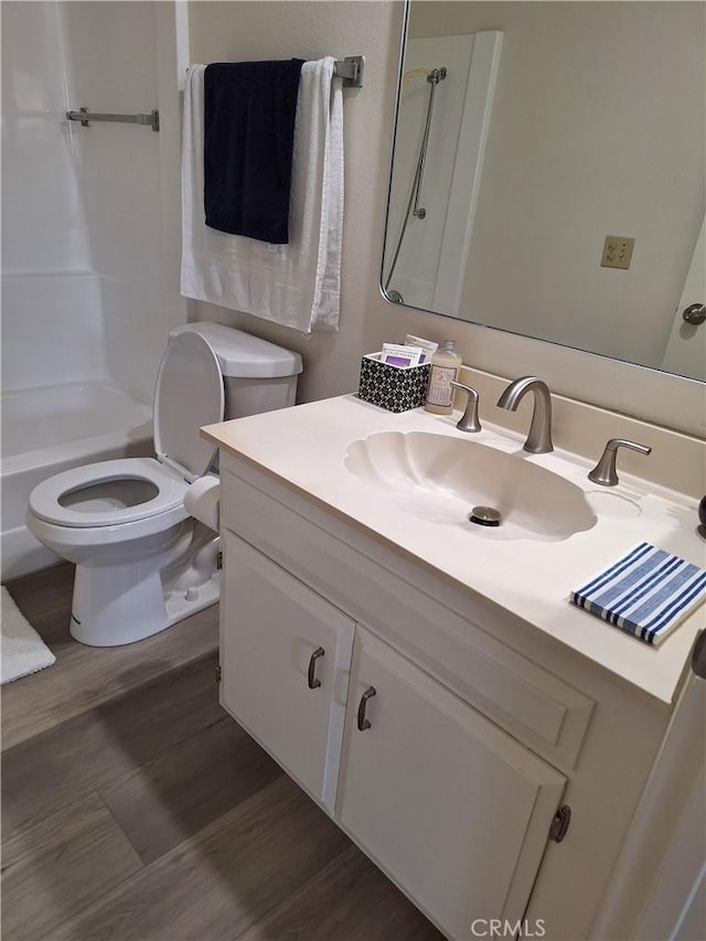 3144 Via Vis Unit Q, Laguna Woods, CA 92637 - full bath with vanity, wood finished floors, and a shower