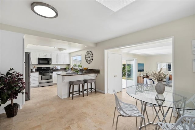 18643 Las Flores St, Fountain Valley, CA 92708 - view of dining room