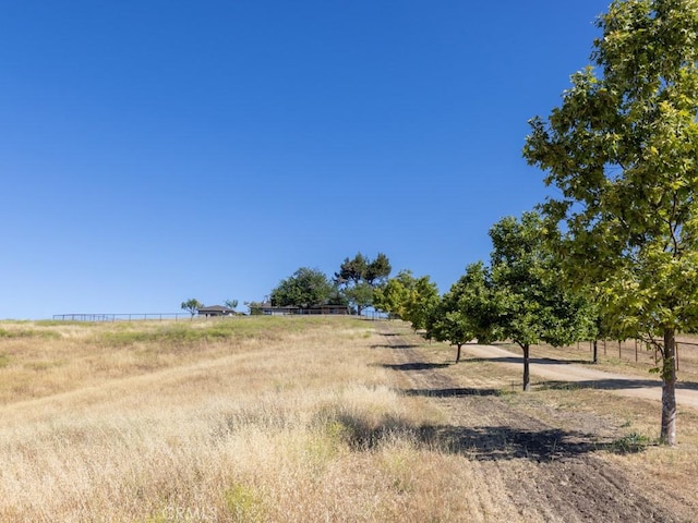 7491 Kingsbury Rd, Templeton, CA 93465 - view of yard featuring a rural view