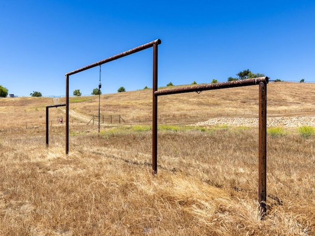 7491 Kingsbury Rd, Templeton, CA 93465 - view of yard featuring a rural view