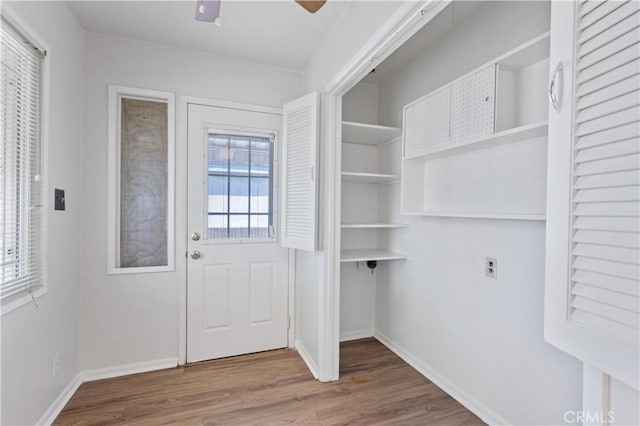 513 W D St, Wilmington, CA 90744 - doorway to outside featuring wood finished floors and a ceiling fan