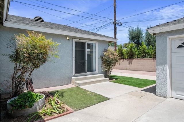 513 W D St, Wilmington, CA 90744 - view of yard with entry steps