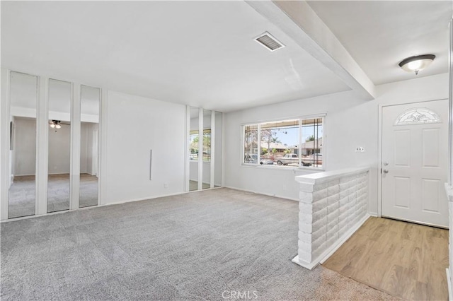 513 W D St, Wilmington, CA 90744 - entryway with light carpet