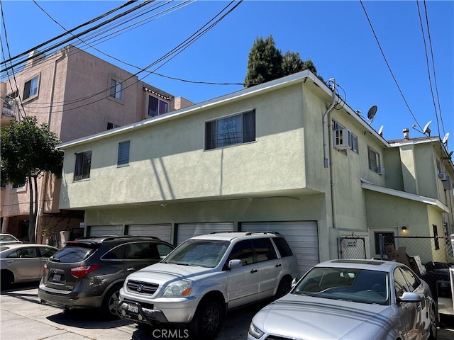 824 Redondo Ave, Long Beach, CA 90804 - view of property featuring a garage