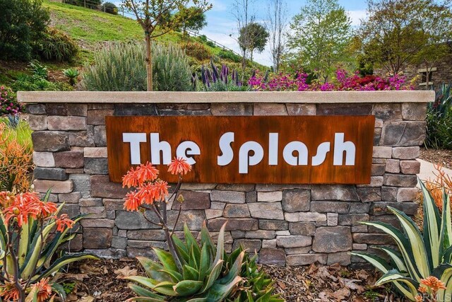 7603 Circulo Sequoia, Carlsbad, CA 92009 - view of community sign
