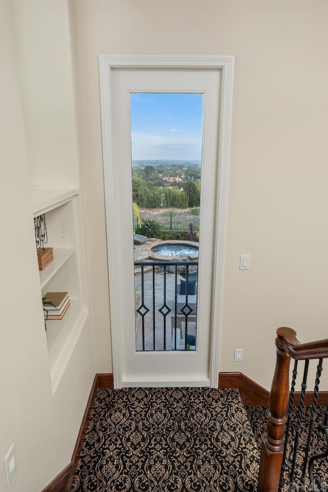 7603 Circulo Sequoia, Carlsbad, CA 92009 - detailed view of baseboards and built in shelves