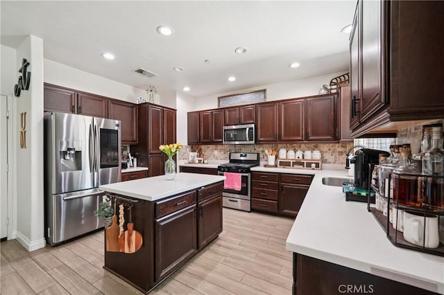 13416 Maxwell Ct, Victorville, CA 92395 - photo 15